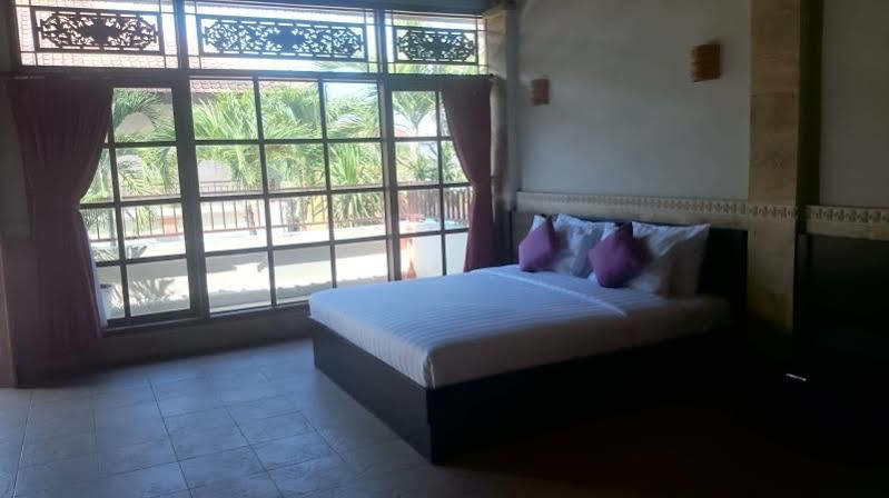 Hana Kuta Beach Hotel Exterior foto